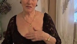 Hairy Granny In Crotchless Panties Posing Porn Videos